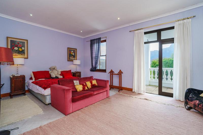 8 Bedroom Property for Sale in Claremont Western Cape